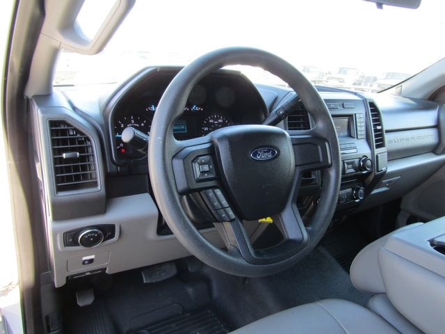 2017 Ford F450 12' Box Truck 2wd with Lift Gate