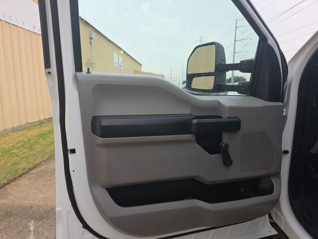 2017 Ford F550 4X4 45FT ETI BUCKET TRUCK ETI ETC40IH TELESCOPING AND ARTICULATING BUCKET | Irving, TX | Pinnacle Trucks 2017 Ford F550 4X4 45FT ETI BUCKET TRUCK ETI ETC40IH TELESCOPING AND ARTICULATING BUCKET | Irving, TX | Pinnacle Trucks