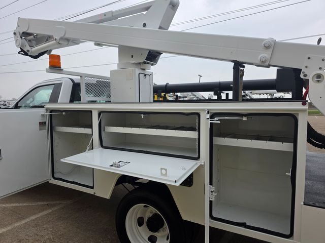 2017 Ford F550 4X4 45FT ETI BUCKET TRUCK ETI ETC40IH TELESCOPING AND ARTICULATING BUCKET | Irving, TX | Pinnacle Trucks