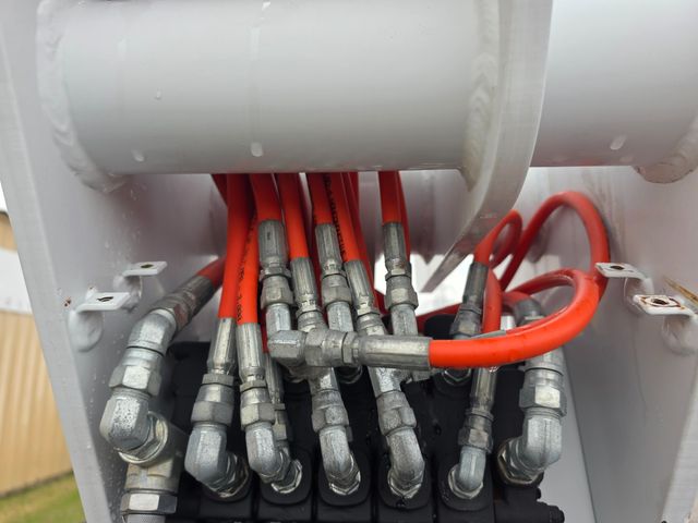 2017 Ford F550 4X4 45FT ETI BUCKET TRUCK ETI ETC40IH TELESCOPING AND ARTICULATING BUCKET | Irving, TX | Pinnacle Trucks 2017 Ford F550 4X4 45FT ETI BUCKET TRUCK ETI ETC40IH TELESCOPING AND ARTICULATING BUCKET | Irving, TX | Pinnacle Trucks