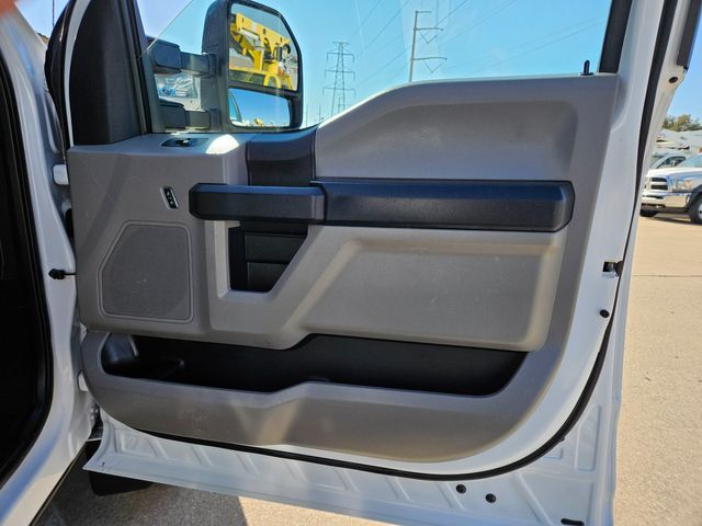 2017 Ford F550 ALTEC AT37G 4X4 42FT BUCKET TRUCK 6.7 POWERSTROKE CABLE REEL PULLER | Irving, TX | Pinnacle Trucks 2017 Ford F550 ALTEC AT37G 4X4 42FT BUCKET TRUCK 6.7 POWERSTROKE CABLE REEL PULLER | Irving, TX | Pinnacle Trucks