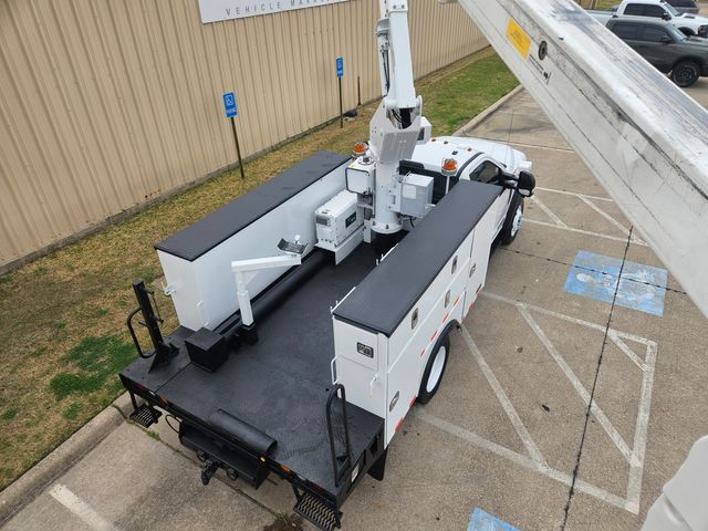 2017 Ford F550 AT37G 42FT TELESCOPING AND ARTICULATING 4X4 BUCKET TRUCK 6.7 POWERSTROKE | Irving, TX | Pinnacle Trucks 2017 Ford F550 AT37G 42FT TELESCOPING AND ARTICULATING 4X4 BUCKET TRUCK 6.7 POWERSTROKE | Irving, TX | Pinnacle Trucks