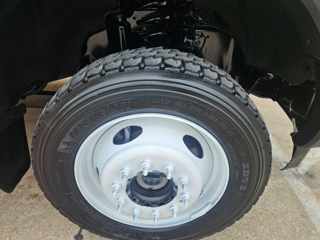 2017 Ford F550 AT37G 42FT TELESCOPING AND ARTICULATING 4X4 BUCKET TRUCK 6.7 POWERSTROKE | Irving, TX | Pinnacle Trucks 2017 Ford F550 AT37G 42FT TELESCOPING AND ARTICULATING 4X4 BUCKET TRUCK 6.7 POWERSTROKE | Irving, TX | Pinnacle Trucks