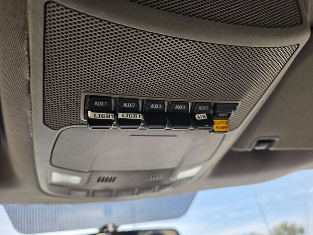 2017 Ford F550 TELESCOPING AND ARTICULATING BUCKET TRUCK DURALIFT DTAXS39 44FT REACH | Irving, TX | Pinnacle Trucks