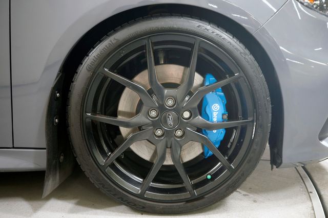 2017 Ford Focus RS | Burbank, California | MDK International 2017 Ford Focus RS | Burbank, California | MDK International