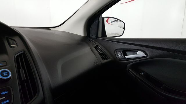 2017 Ford Focus SE | Carrollton, TX | Legend Motorcars of Carrollton