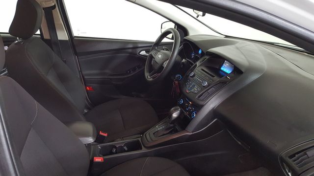 2017 Ford Focus SE | Carrollton, TX | Legend Motorcars of Carrollton 2017 Ford Focus SE | Carrollton, TX | Legend Motorcars of Carrollton