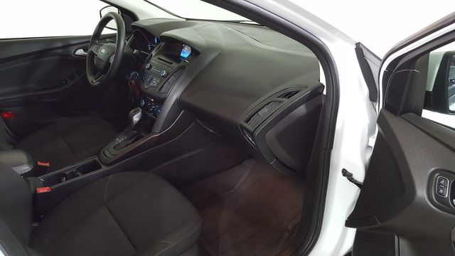 2017 Ford Focus SE | Carrollton, TX | Legend Motorcars of Carrollton 2017 Ford Focus SE | Carrollton, TX | Legend Motorcars of Carrollton