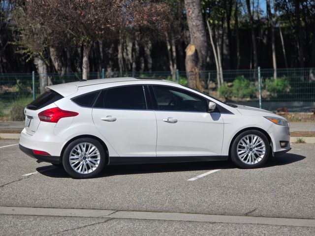 2017 Ford Focus Titanium 2017 Ford Focus Titanium