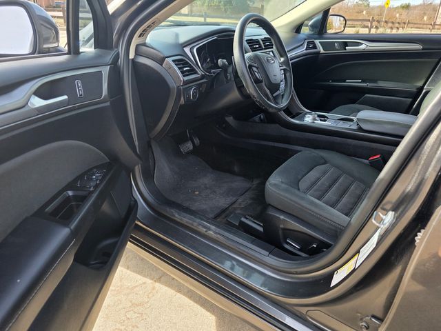 2017 Ford Fusion SE | Arlington, TX | Tray Rogers dba Southwest Collision Center 2017 Ford Fusion SE | Arlington, TX | Tray Rogers dba Southwest Collision Center