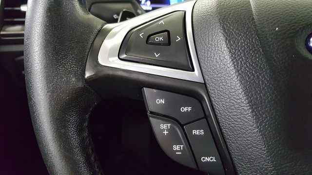 2017 Ford Fusion SE | Carrollton, TX | Legend Motorcars of Carrollton