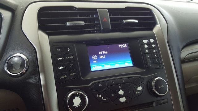 2017 Ford Fusion SE | Carrollton, TX | Legend Motorcars of Carrollton