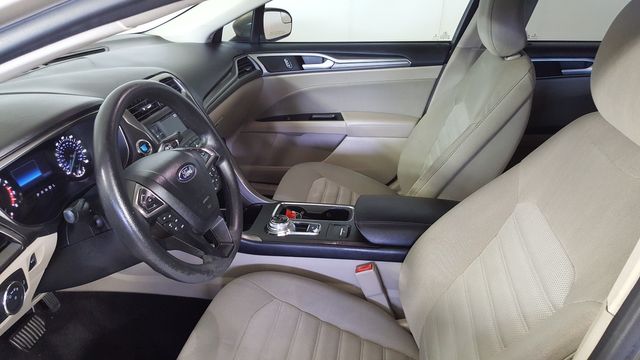 2017 Ford Fusion SE | Carrollton, TX | Legend Motorcars of Carrollton