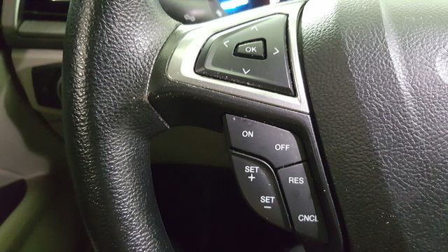 2017 Ford Fusion SE | Carrollton, TX | Legend Motorcars of Carrollton