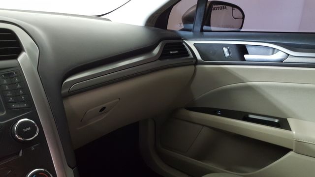 2017 Ford Fusion SE | Carrollton, TX | Legend Motorcars of Carrollton