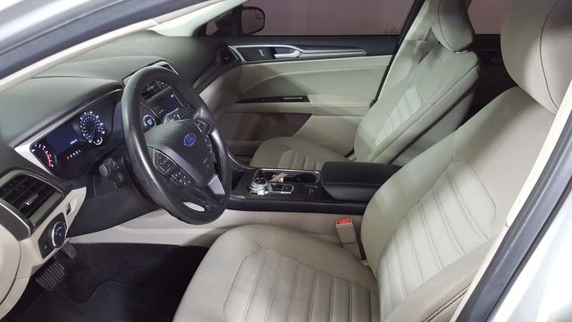 2017 Ford Fusion SE | Carrollton, TX | Legend Motorcars of Carrollton 2017 Ford Fusion SE | Carrollton, TX | Legend Motorcars of Carrollton