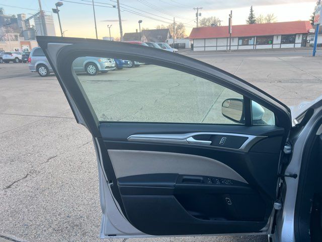 2017 Ford Fusion Hybrid S | Dickinson, ND | Heiser Motors