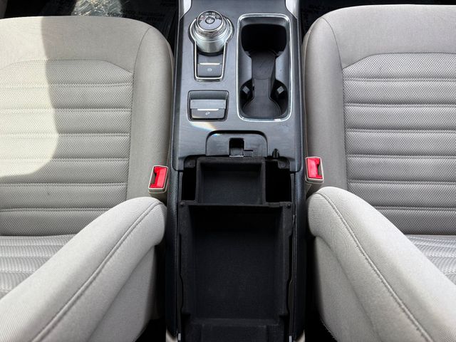 2017 Ford Fusion SE 2017 Ford Fusion SE