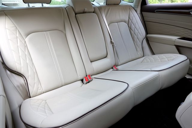 2017 Ford Fusion Platinum * 1-OWNER * 33k Miles * SUNROOF * Loaded!