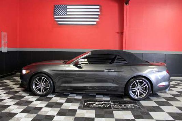 2017 Ford Mustang EcoBoost Premium