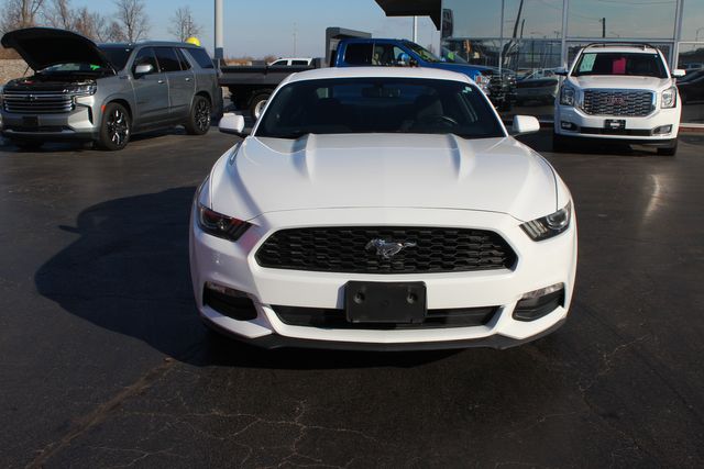 2017 Ford Mustang V6 | Granite City, Illinois | MasterCars Company Inc. 2017 Ford Mustang V6 | Granite City, Illinois | MasterCars Company Inc.