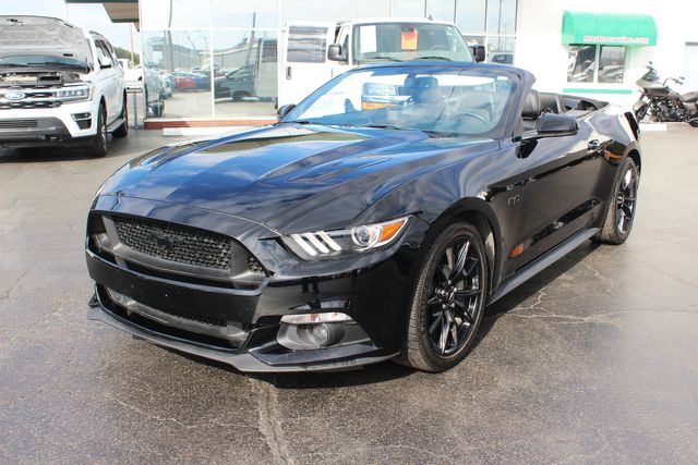2017 Ford Mustang GT Premium Convertible | Granite City, Illinois | MasterCars Company Inc.
