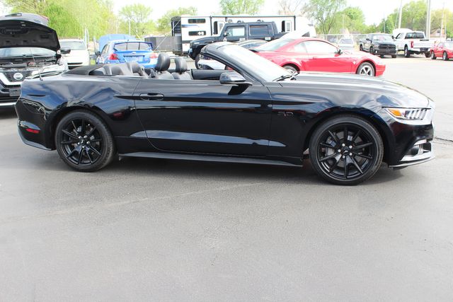 2017 Ford Mustang GT Premium Convertible | Granite City, Illinois | MasterCars Company Inc.