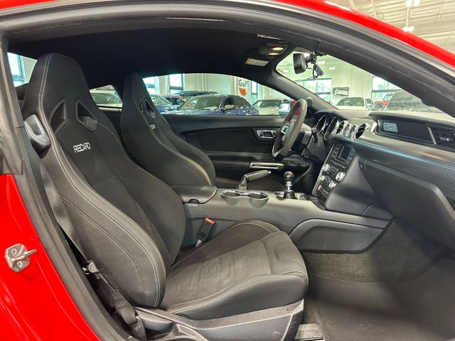 2017 Ford Mustang GT 5.0 Performance Package Recaro Seating | Irving, Texas | Hopper Motorplex 2017 Ford Mustang GT 5.0 Performance Package Recaro Seating | Irving, Texas | Hopper Motorplex