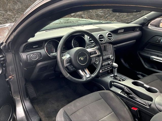 2017 Ford Mustang V6