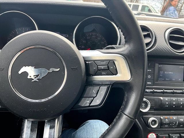 2017 Ford Mustang V6