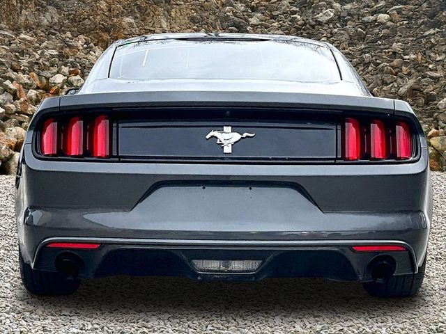 2017 Ford Mustang V6