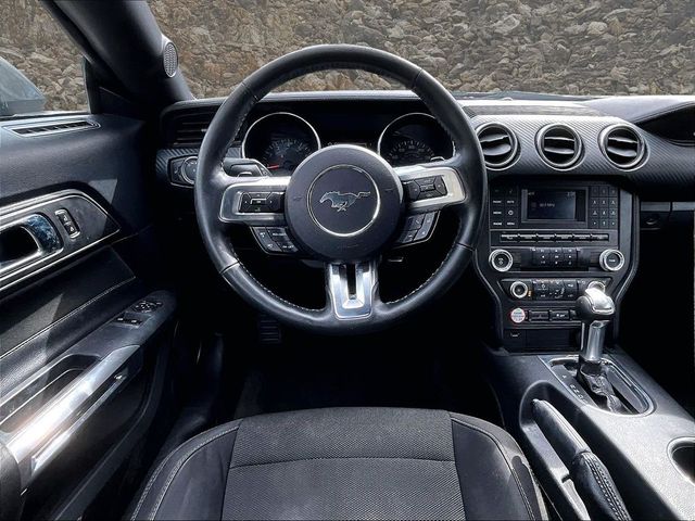 2017 Ford Mustang V6