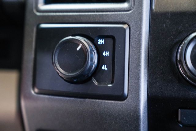 2017 Ford Super Duty F-350 DRW Chassis Cab Lariat | New York, NY | Spincar Demo Account