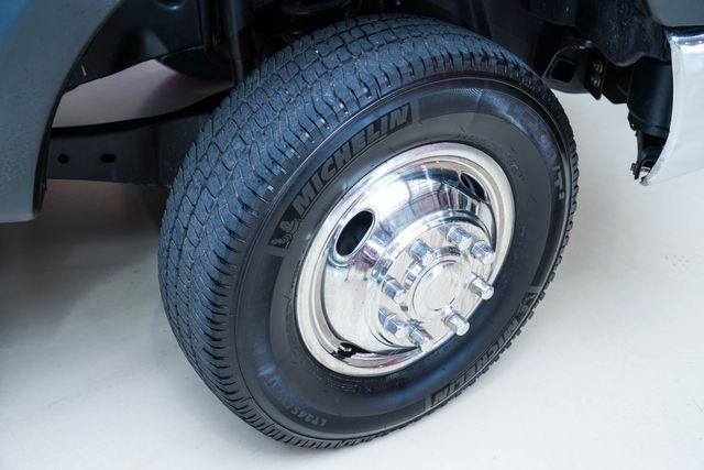 2017 Ford Super Duty F-350 DRW Chassis Cab Lariat | New York, NY | Spincar Demo Account