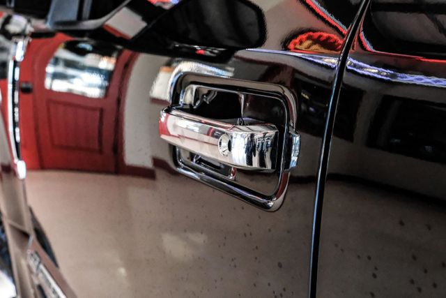 2017 Ford Super Duty F-350 DRW Pickup Lariat | Addison, TX | Mr Car Guys 2017 Ford Super Duty F-350 DRW Pickup Lariat | Addison, TX | Mr Car Guys