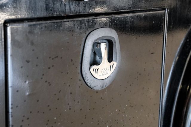 2017 Ford Super Duty F-350 DRW Pickup Lariat | Addison, TX | Mr Car Guys 2017 Ford Super Duty F-350 DRW Pickup Lariat | Addison, TX | Mr Car Guys