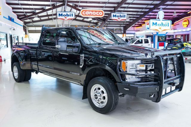 2017 Ford Super Duty F-350 DRW Pickup King Ranch | New York, NY | Spincar Demo Account