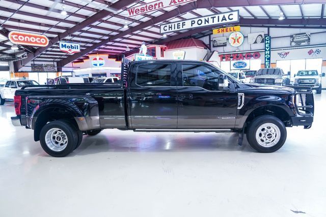 2017 Ford Super Duty F-350 DRW Pickup King Ranch | New York, NY | Spincar Demo Account