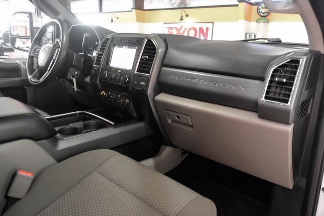 2017 Ford Super Duty F-350 SRW Pickup XLT | New York, NY | Spincar Demo Account 2017 Ford Super Duty F-350 SRW Pickup XLT | New York, NY | Spincar Demo Account