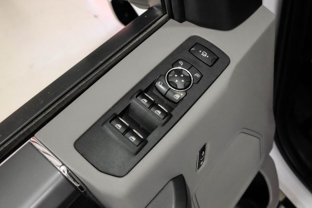 2017 Ford Super Duty F-350 SRW Pickup XLT | New York, NY | Spincar Demo Account