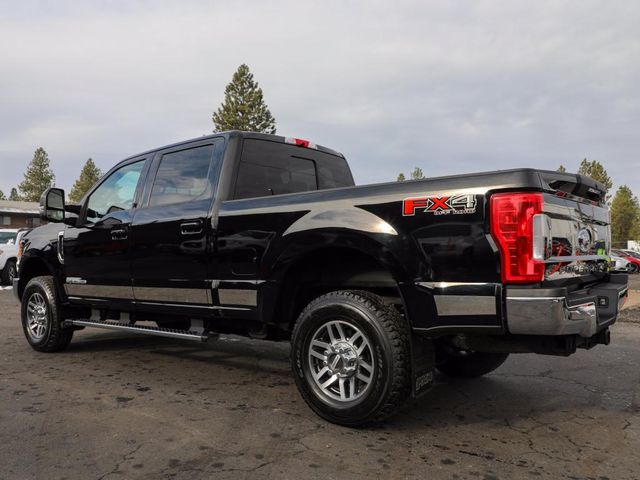 2017 Ford Super Duty F-350 SRW Pickup Lariat