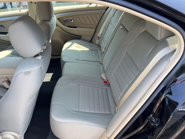 2017 Ford Taurus SE | RICHMOND, VA | TK HUGHES 2017 Ford Taurus SE | RICHMOND, VA | TK HUGHES