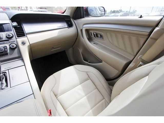 2017 Ford Taurus SEL