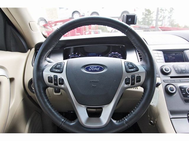 2017 Ford Taurus SEL