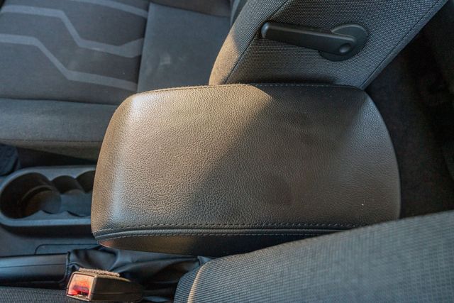 2017 Ford Transit Connect XLT / CLEAN CARFAX / SUPER LOW MILES | Dallas, TX | Rocky Mountain Truck Stop Dallas 2017 Ford Transit Connect XLT / CLEAN CARFAX / SUPER LOW MILES | Dallas, TX | Rocky Mountain Truck Stop Dallas