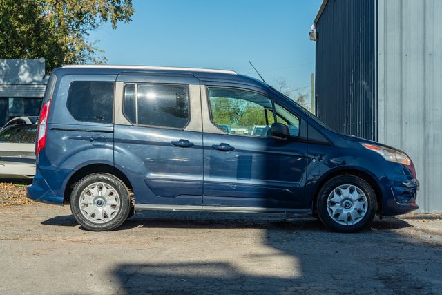 2017 Ford Transit Connect XLT / CLEAN CARFAX / SUPER LOW MILES | Austin, TX | Rocky Mountain Truck Stop Austin 2017 Ford Transit Connect XLT / CLEAN CARFAX / SUPER LOW MILES | Austin, TX | Rocky Mountain Truck Stop Austin