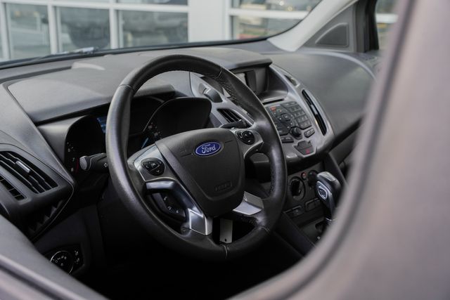 2017 Ford Transit Connect XLT / CLEAN CARFAX / SUPER LOW MILES | Austin, TX | Rocky Mountain Truck Stop Austin