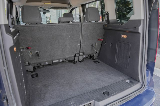 2017 Ford Transit Connect XLT / CLEAN CARFAX / SUPER LOW MILES | Austin, TX | Rocky Mountain Truck Stop Austin
