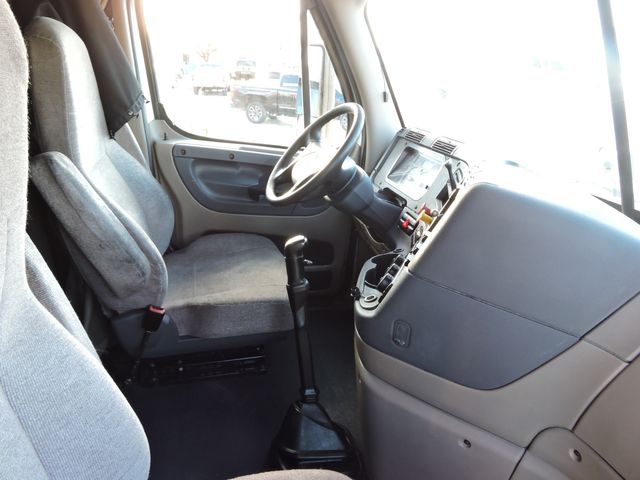 2017 Freightliner Cascadia  Sleeper