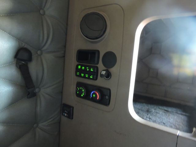 2017 Freightliner Cascadia  Sleeper